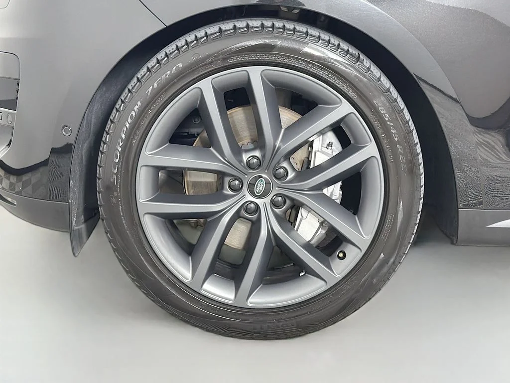 Certified Used 2024 Black Land Rover SE image 33