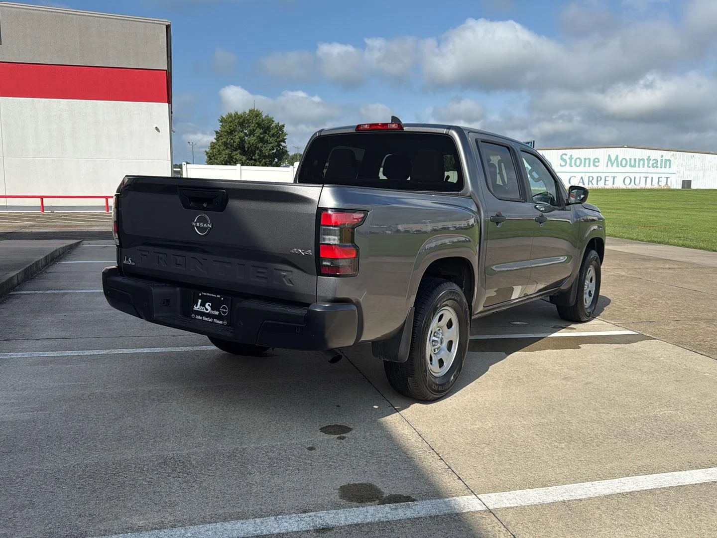 Certified Used 2023 Gun Metallic Nissan S image 23