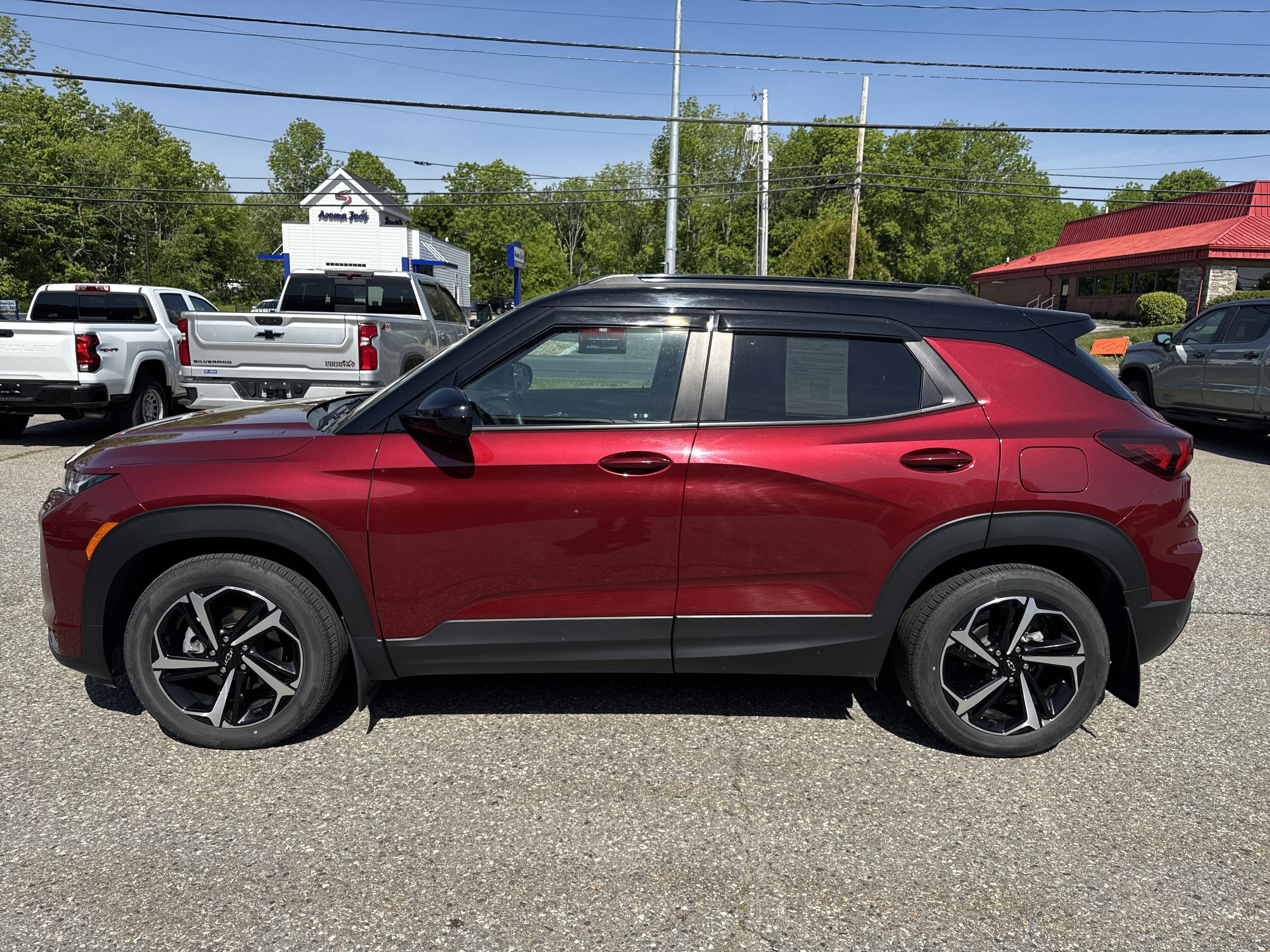 Used 2022 Crimson Metallic Chevrolet RS image 11