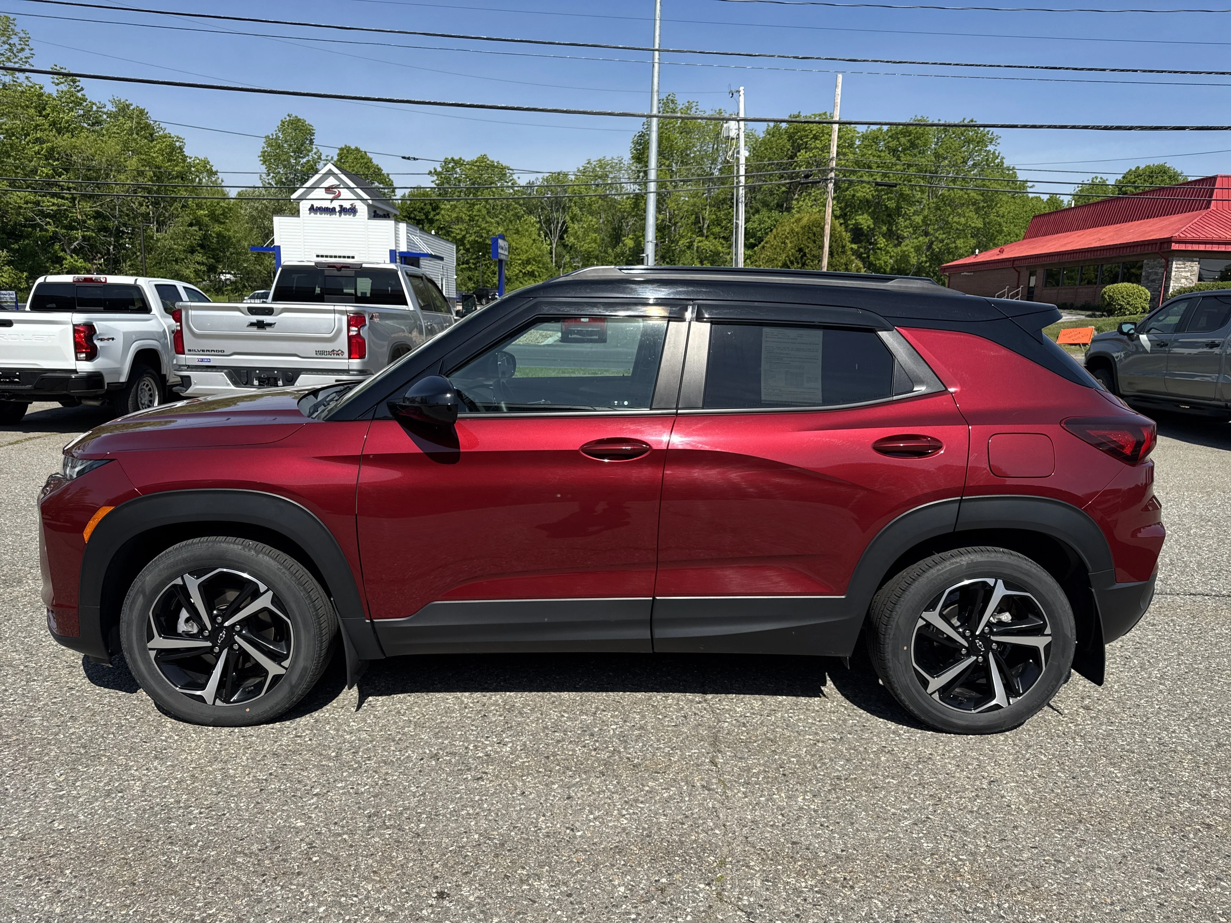 Used 2022 Crimson Metallic Chevrolet RS image 11