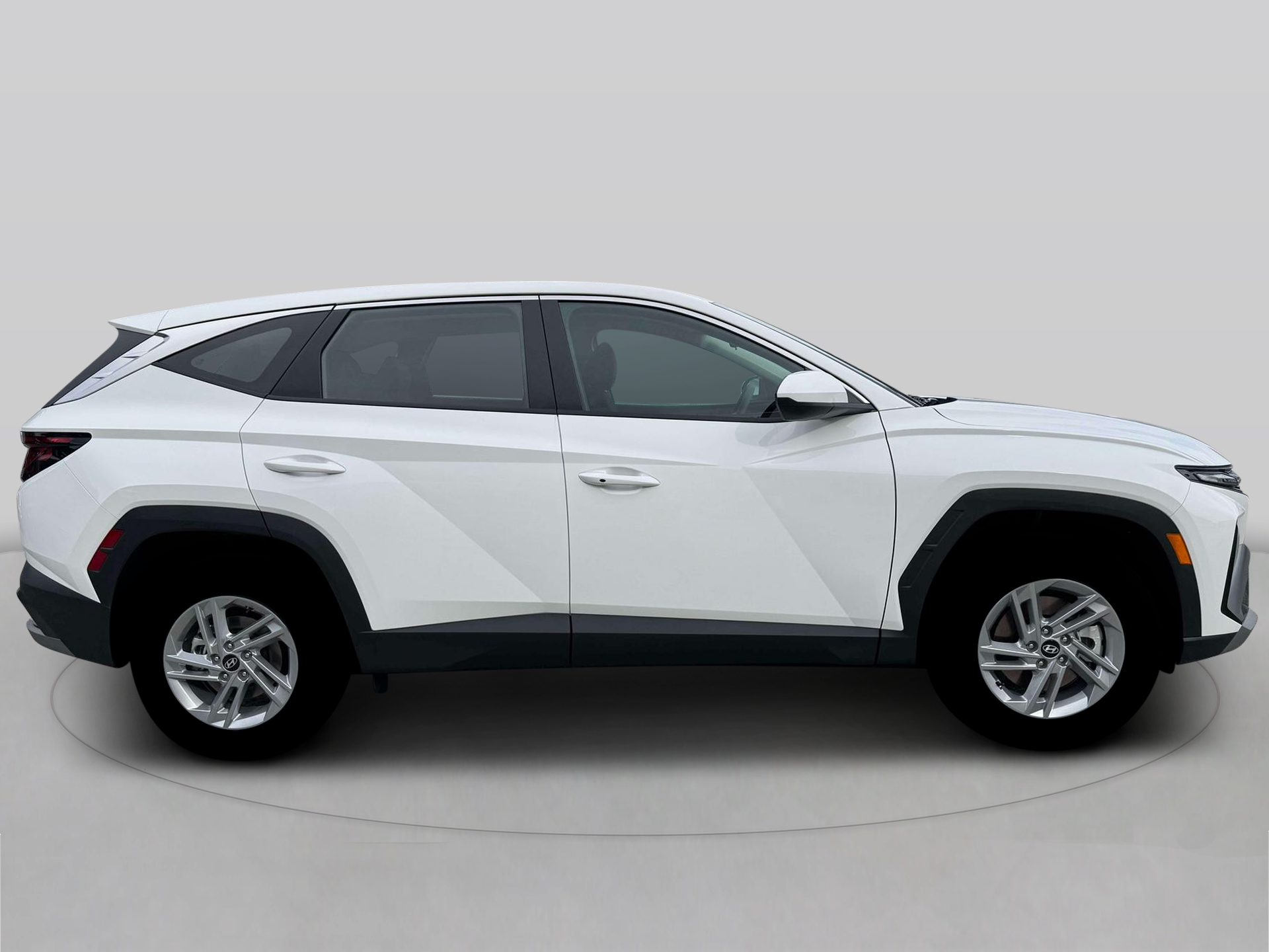 New 2026 White Hyundai SE AWD image 9