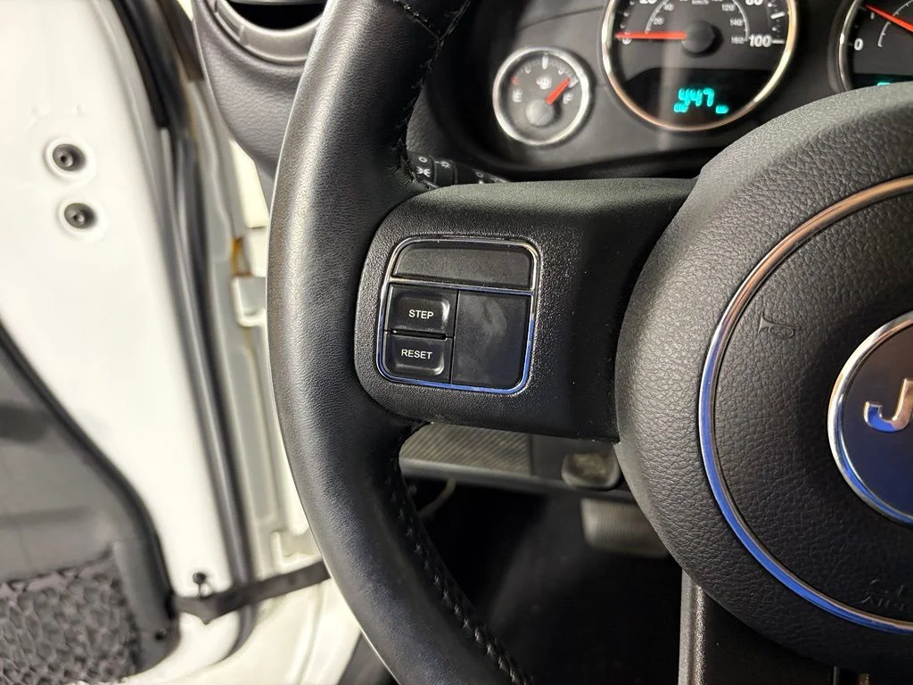 Used 2017 White Jeep Sport image 21