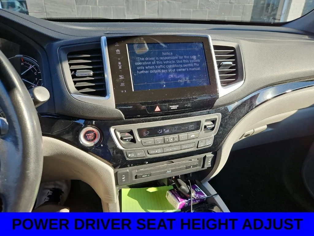 Used 2017 Blue Honda Touring image 7