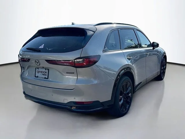 New 2026 Platinum Quartz Metallic Mazda 3.3 Turbo S Premium Sport AWD image 7