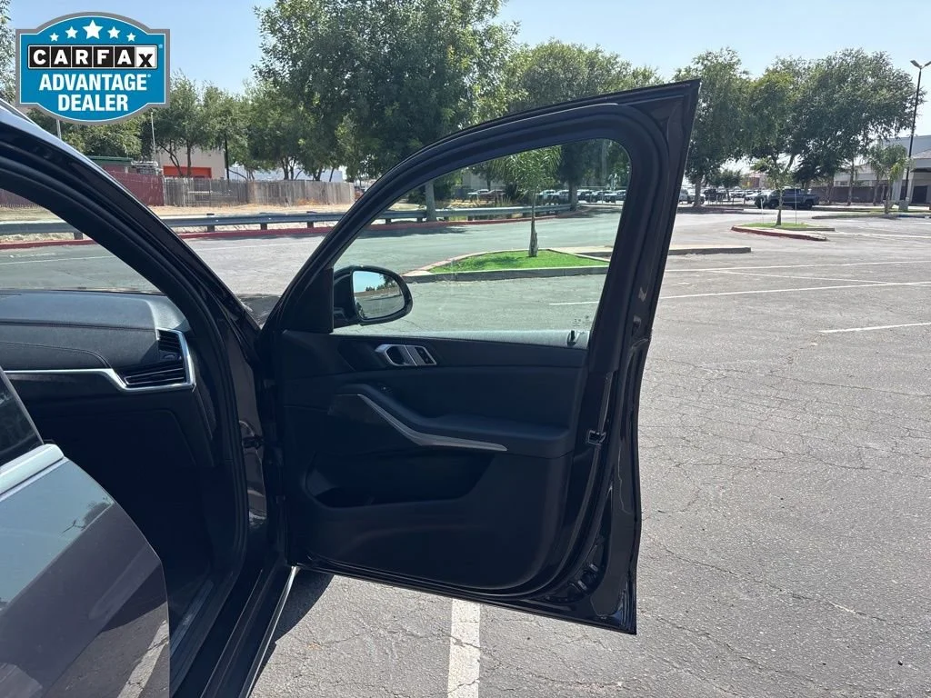2021 BMW X5 40i - Photo 22