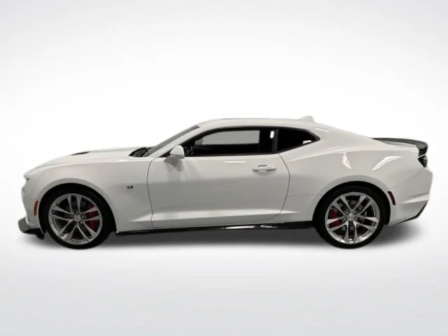 Used 2022 White Chevrolet SS image 5