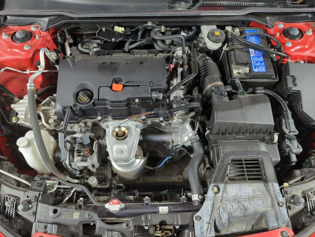 Certified Used 2024 Rallye Red Honda 2.0L 4D SPORT image 18
