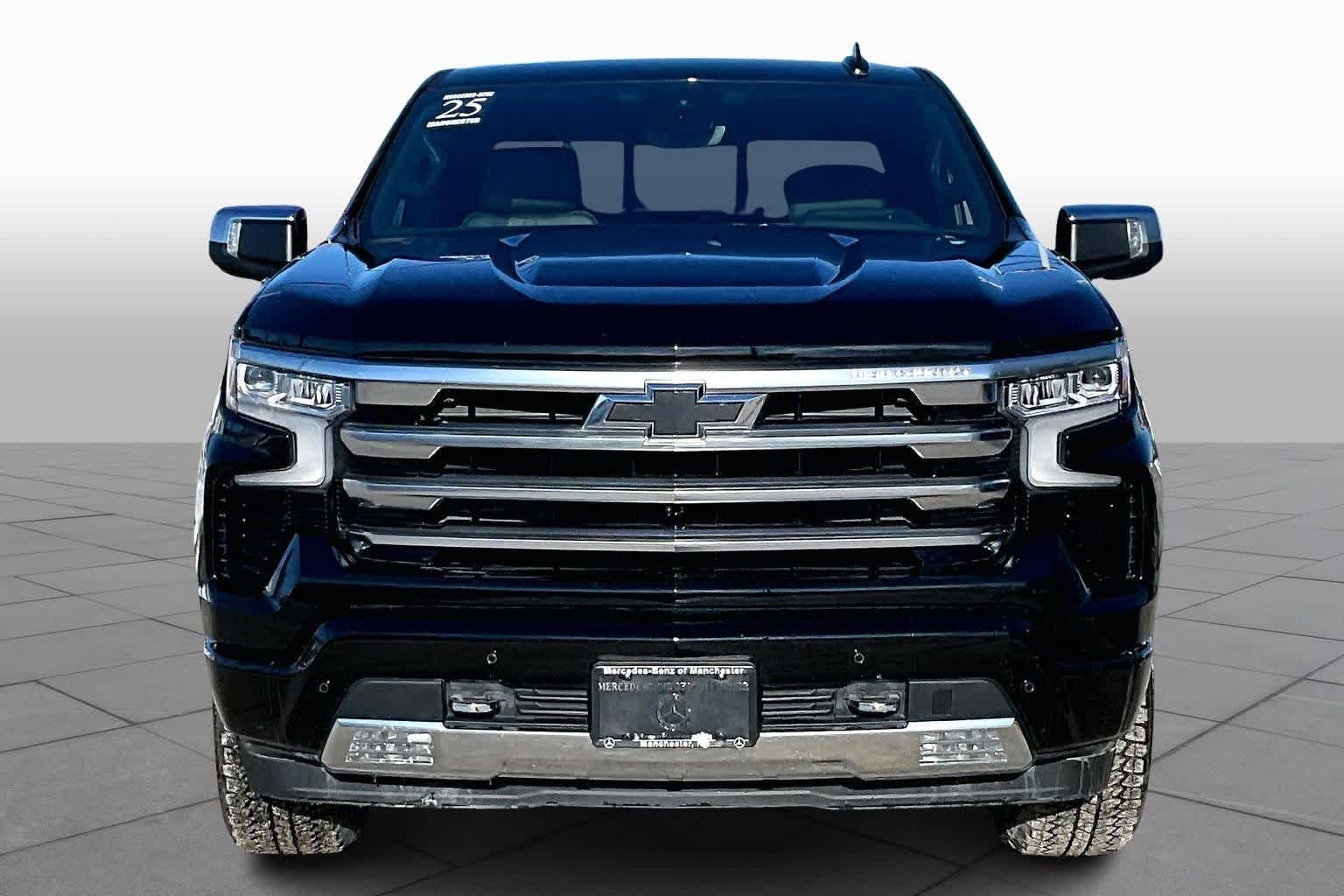 2025 Chevrolet Silverado 1500 High Country - Photo 9