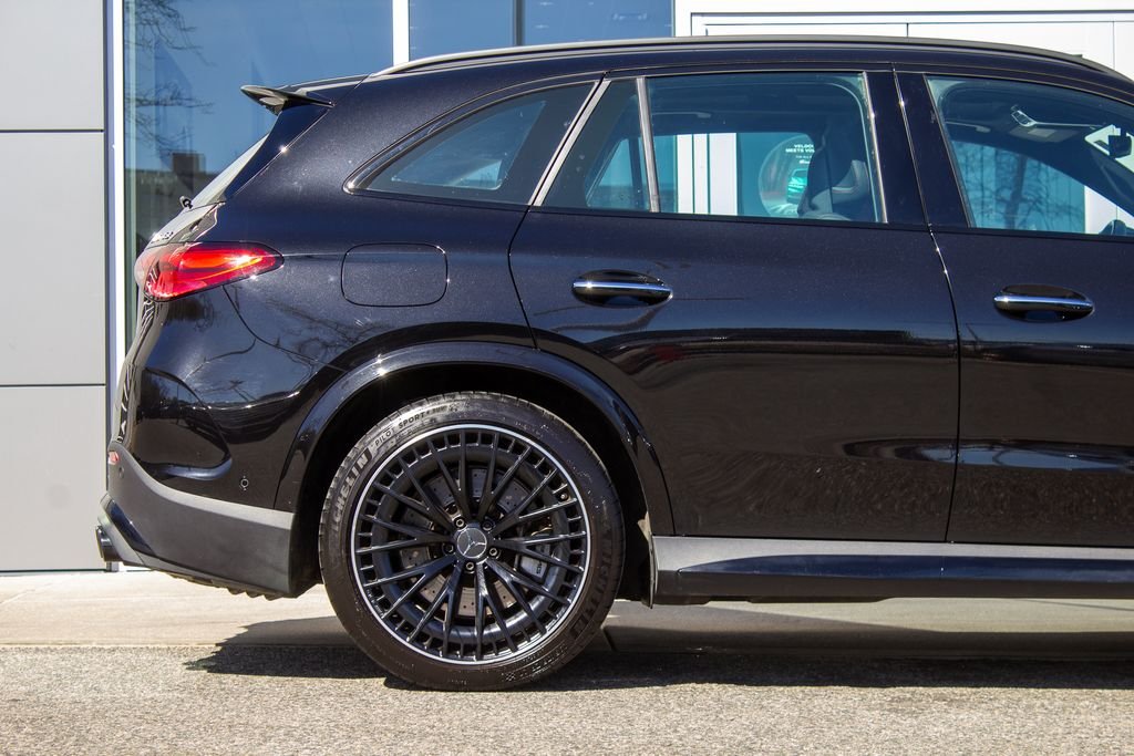 Used 2025 Obsidian Black Metallic Mercedes-Benz GLC 43 AMG® image 8