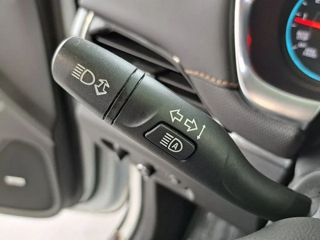 Used 2020 White Chevrolet Premier image 11