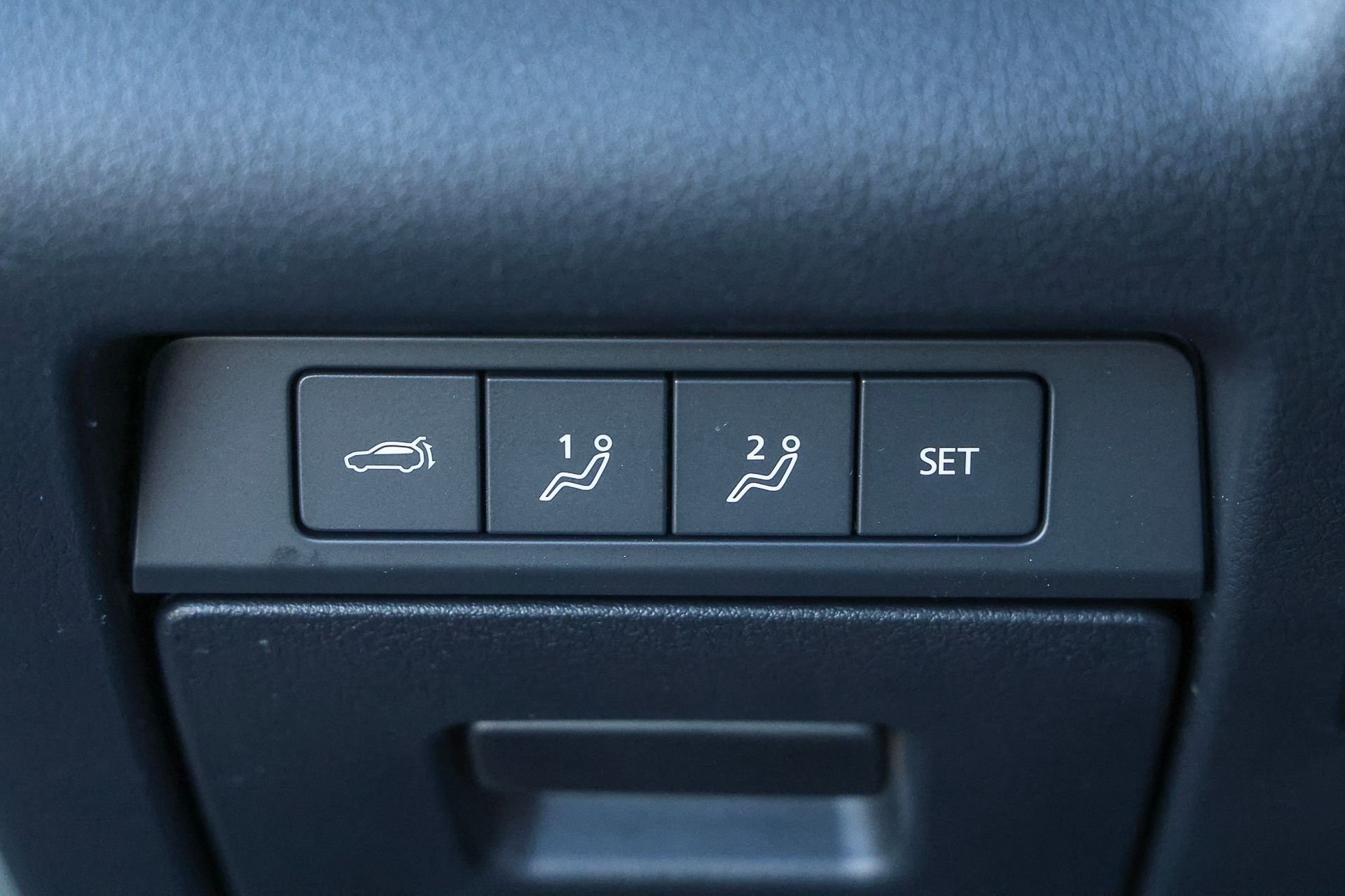 2026 Mazda CX-30 Premium - Photo 23