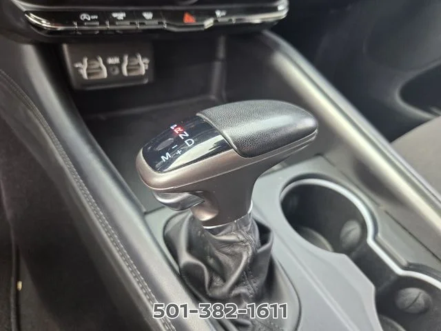 Used 2023 White Dodge SXT image 23