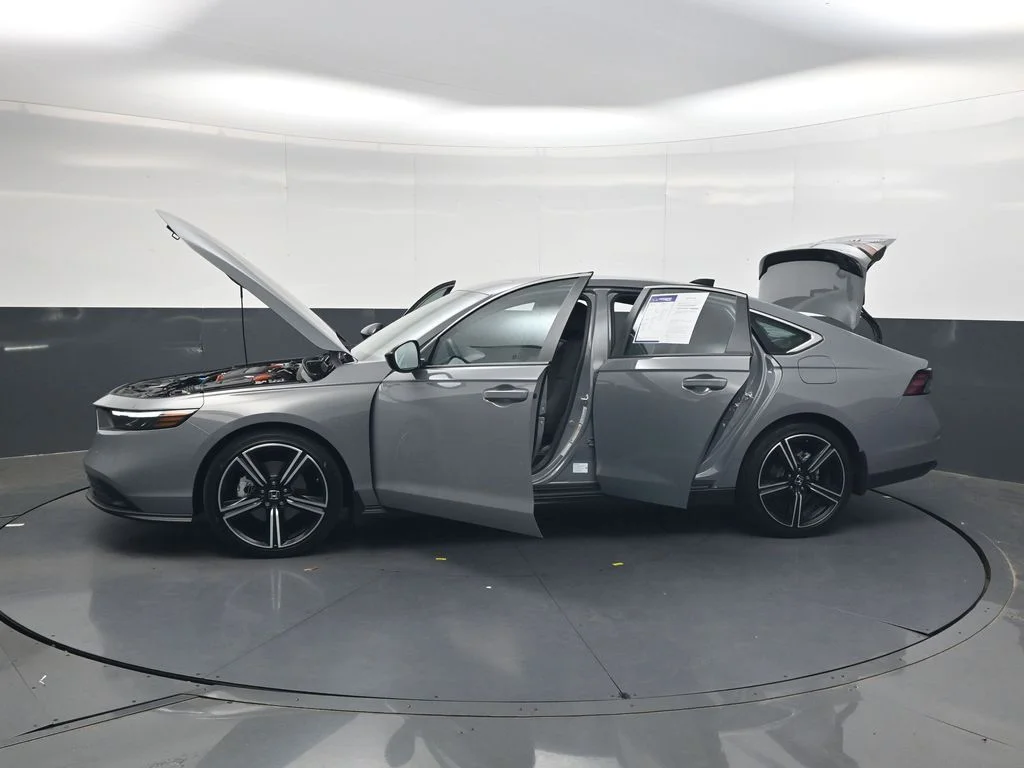 Certified Used 2025 Urban Gray Pearl Honda Sport image 49