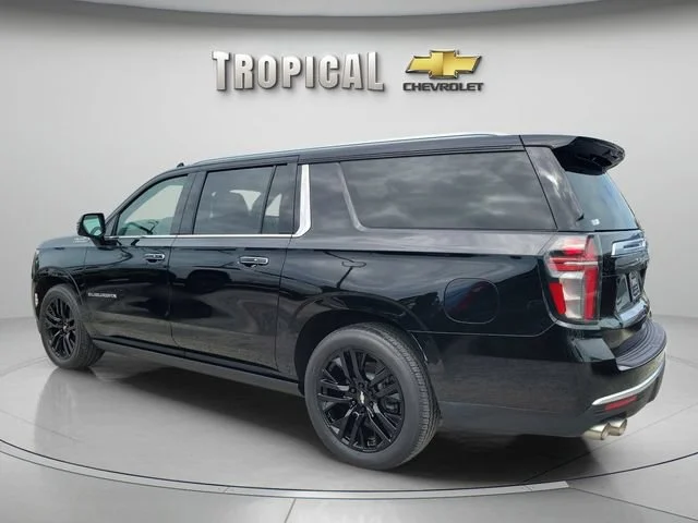 Used 2024 Black Chevrolet High Country image 3