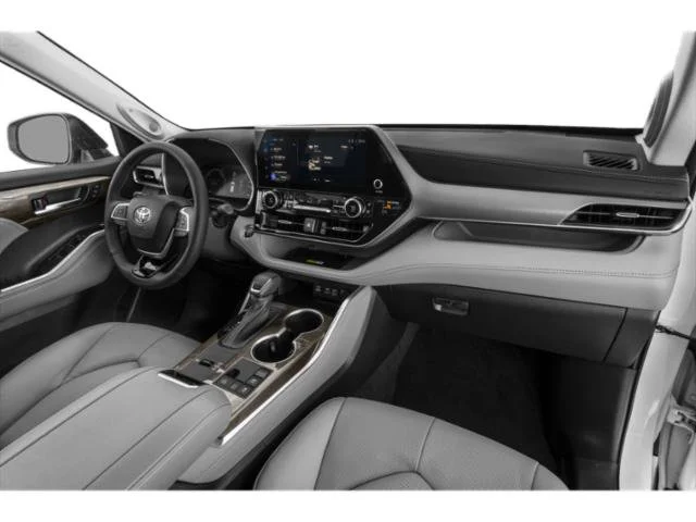 Used 2023  Toyota Limited image 16