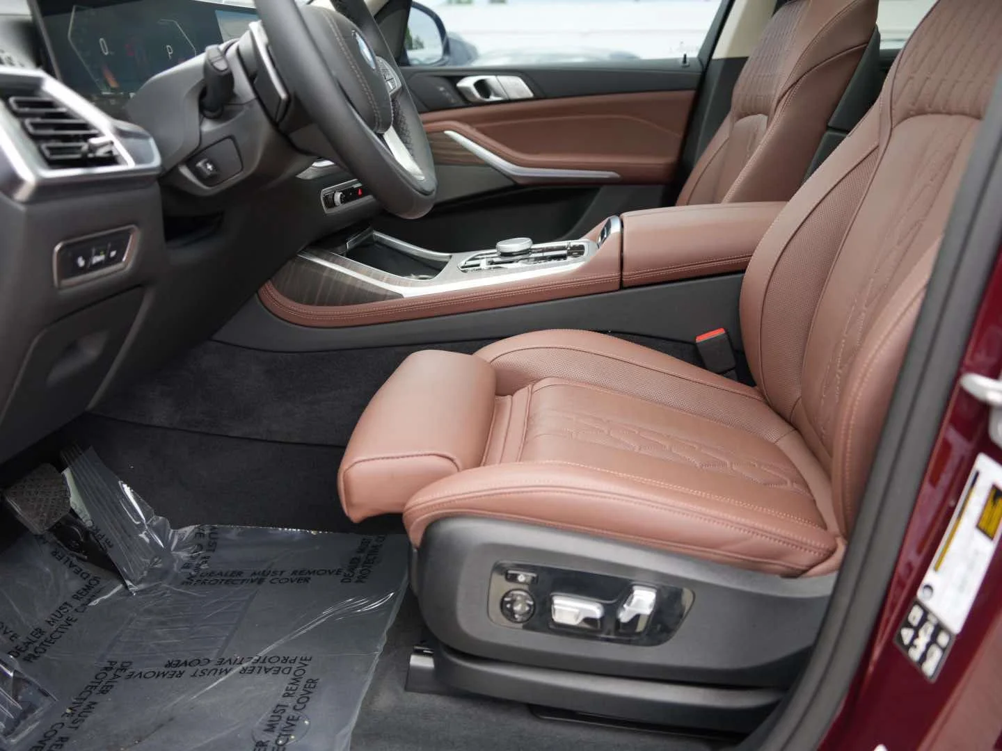 Used 2026 Aventurin Red Metallic BMW xDrive40i Sports Activity Vehicle image 17