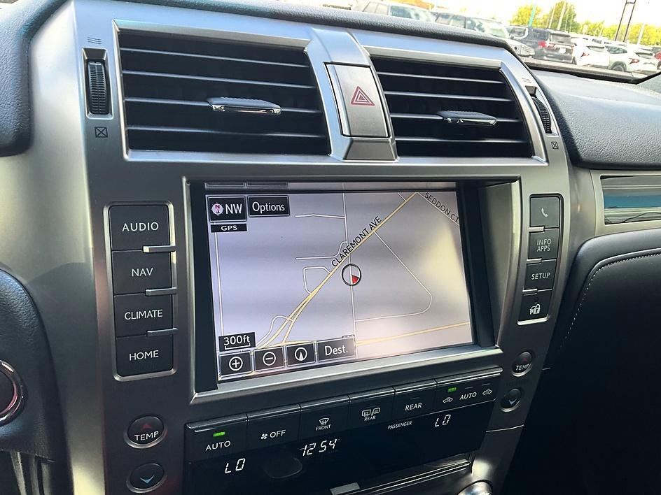 Used 2020 White Lexus 460 image 19