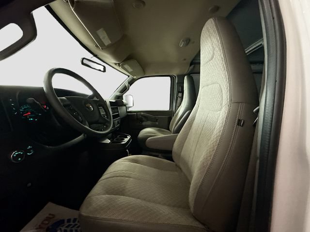 2025 Chevrolet Express Cargo Work Van - Photo 20