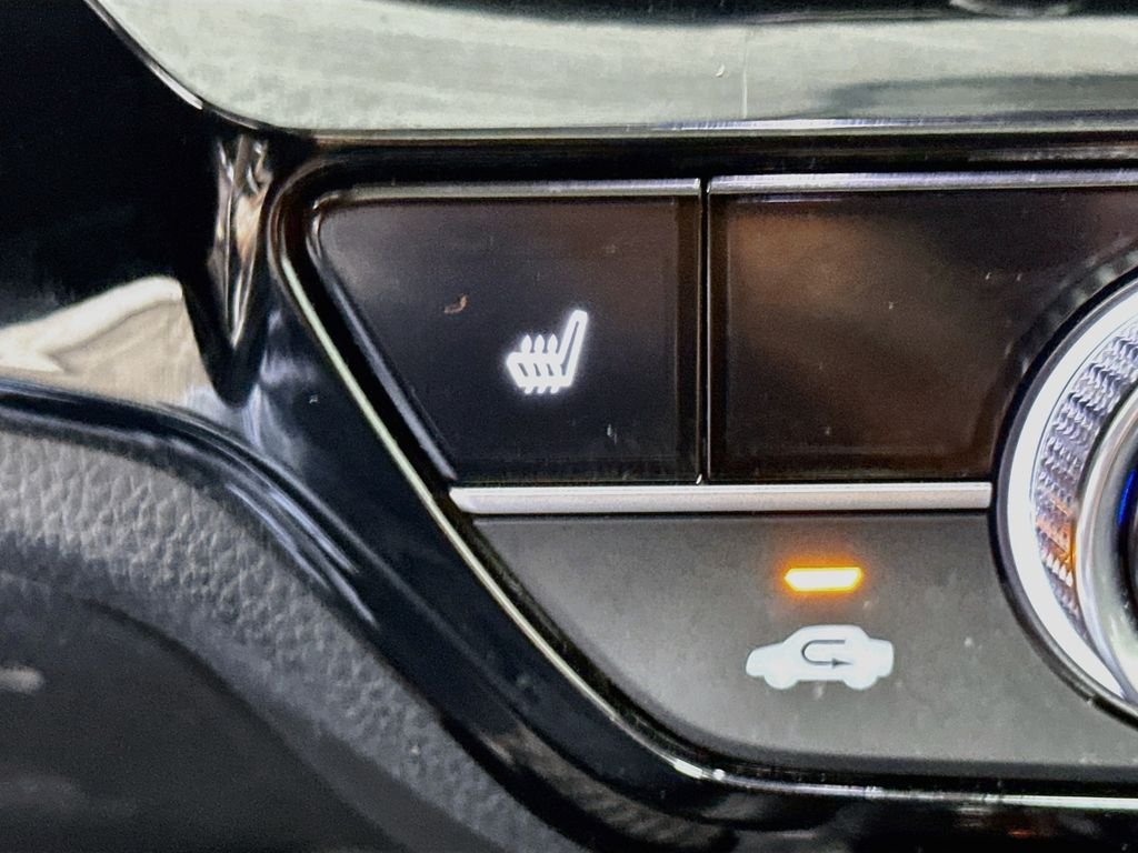 Used 2024 Morning Mist Metallic Honda Touring image 22