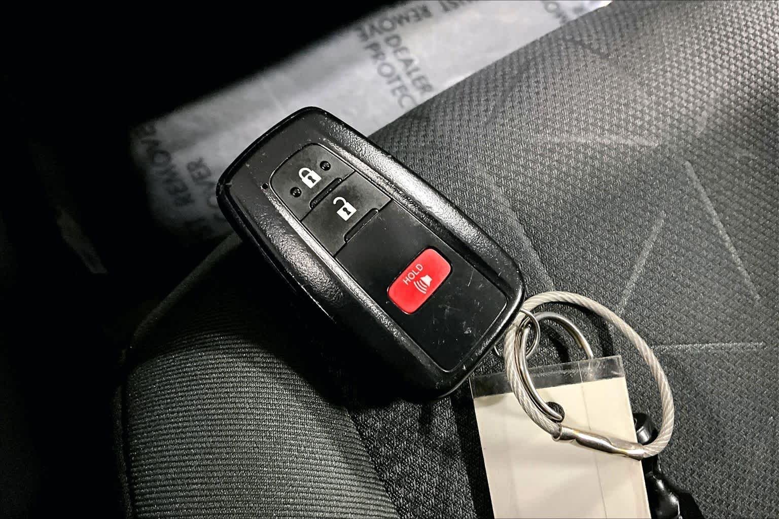 Used 2025 Ruby Flare Pearl Toyota XLE image 15