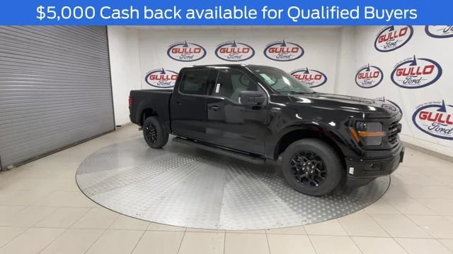 New 2026 Agate Black Metallic Ford XLT image 2