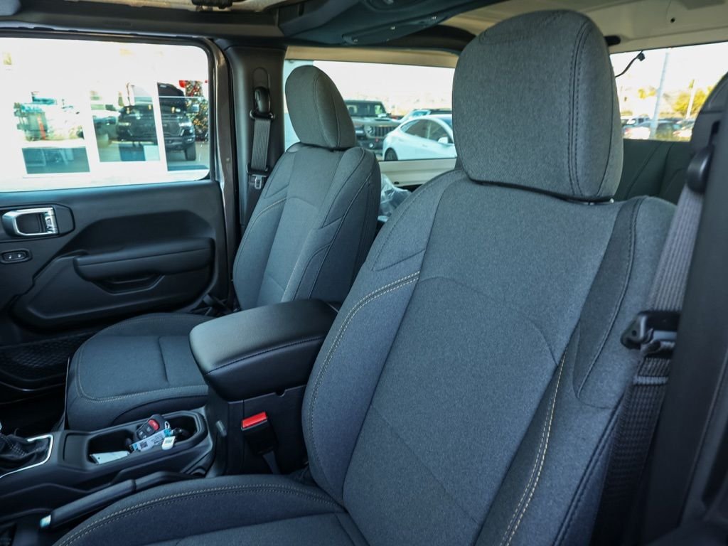 New 2026 Granite Crystal Metallic Clear-Coat Exterior Paint Jeep Sport image 14