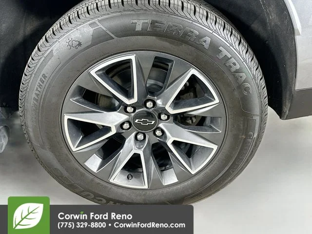 Used 2022 Satin Steel Metallic Chevrolet Z71 image 35