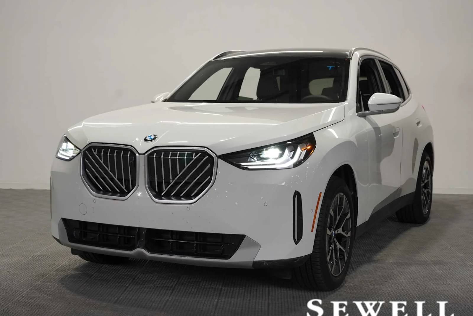 2026 BMW X3 30 XDRIVE's photo