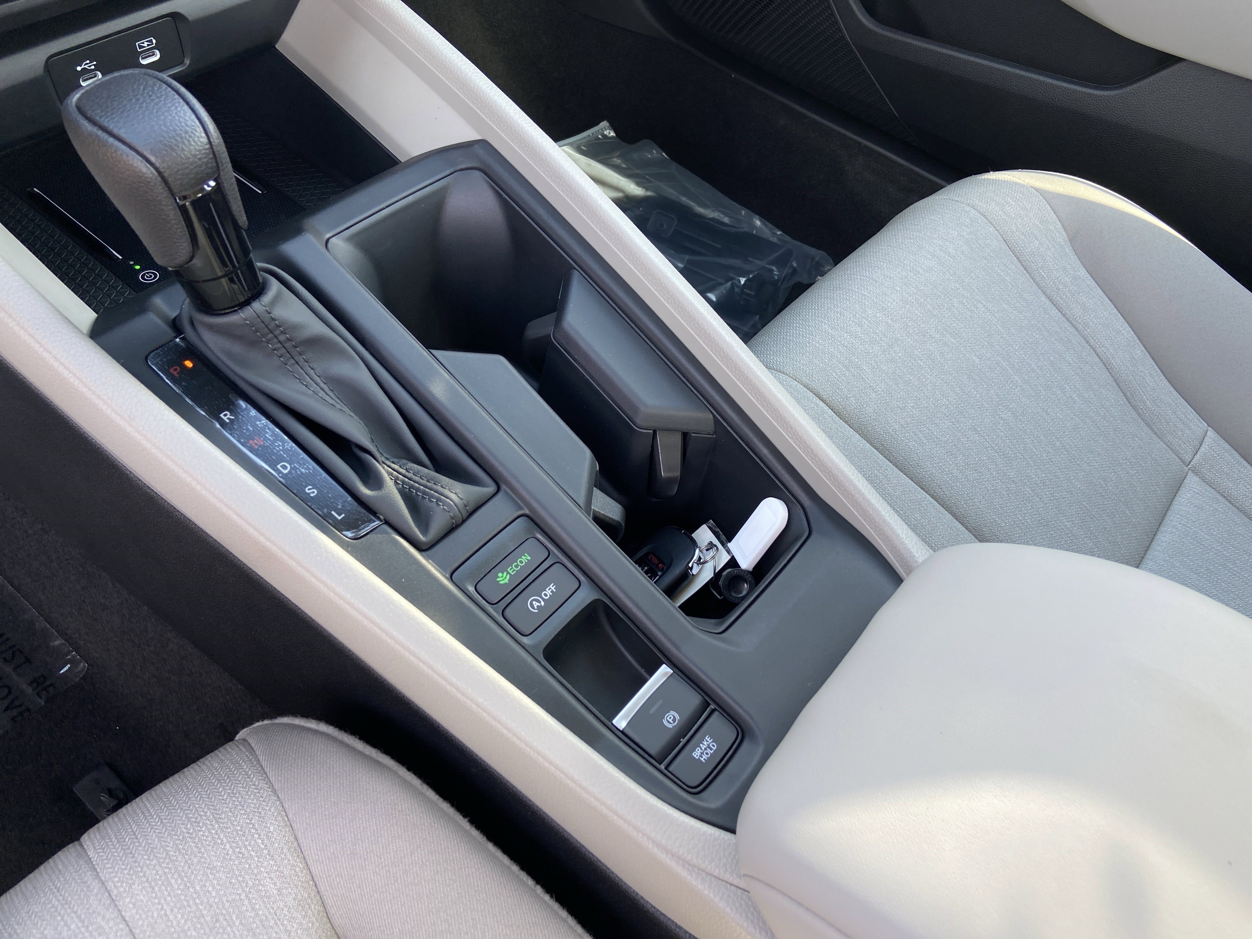 New 2026 Platinum White Pearl Honda LX image 36