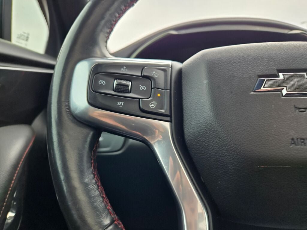 Used 2021 Red Chevrolet RS image 31