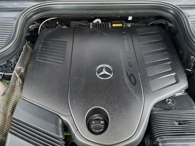 Used 2024  Mercedes-Benz GLS 450 image 33