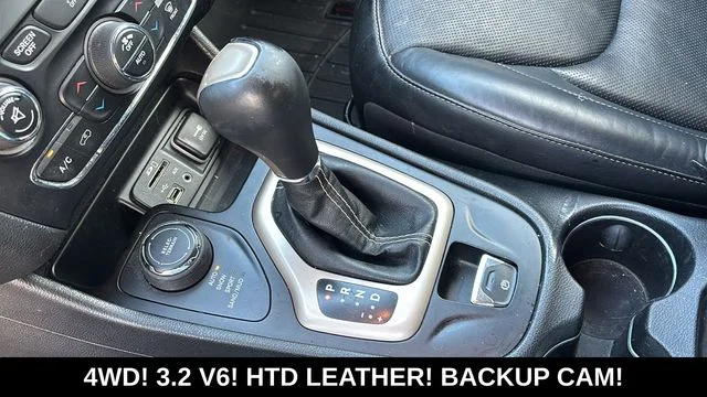 Used 2014 Black Jeep Limited image 20