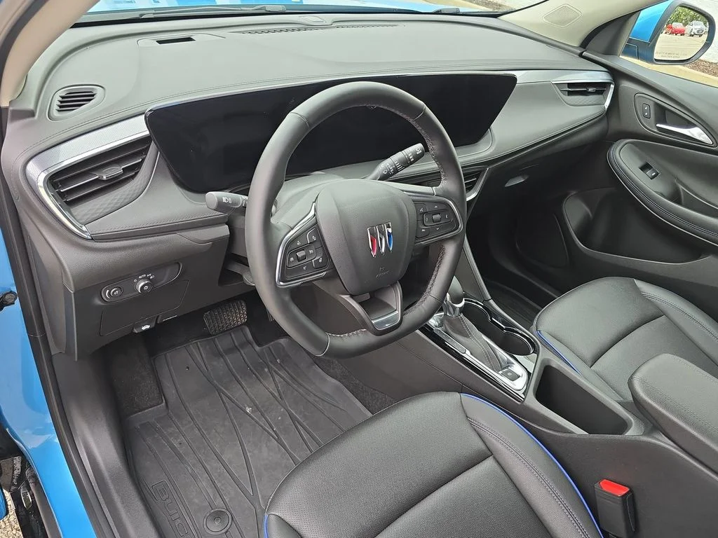 Used 2025 Blue Buick Sport Touring image 10