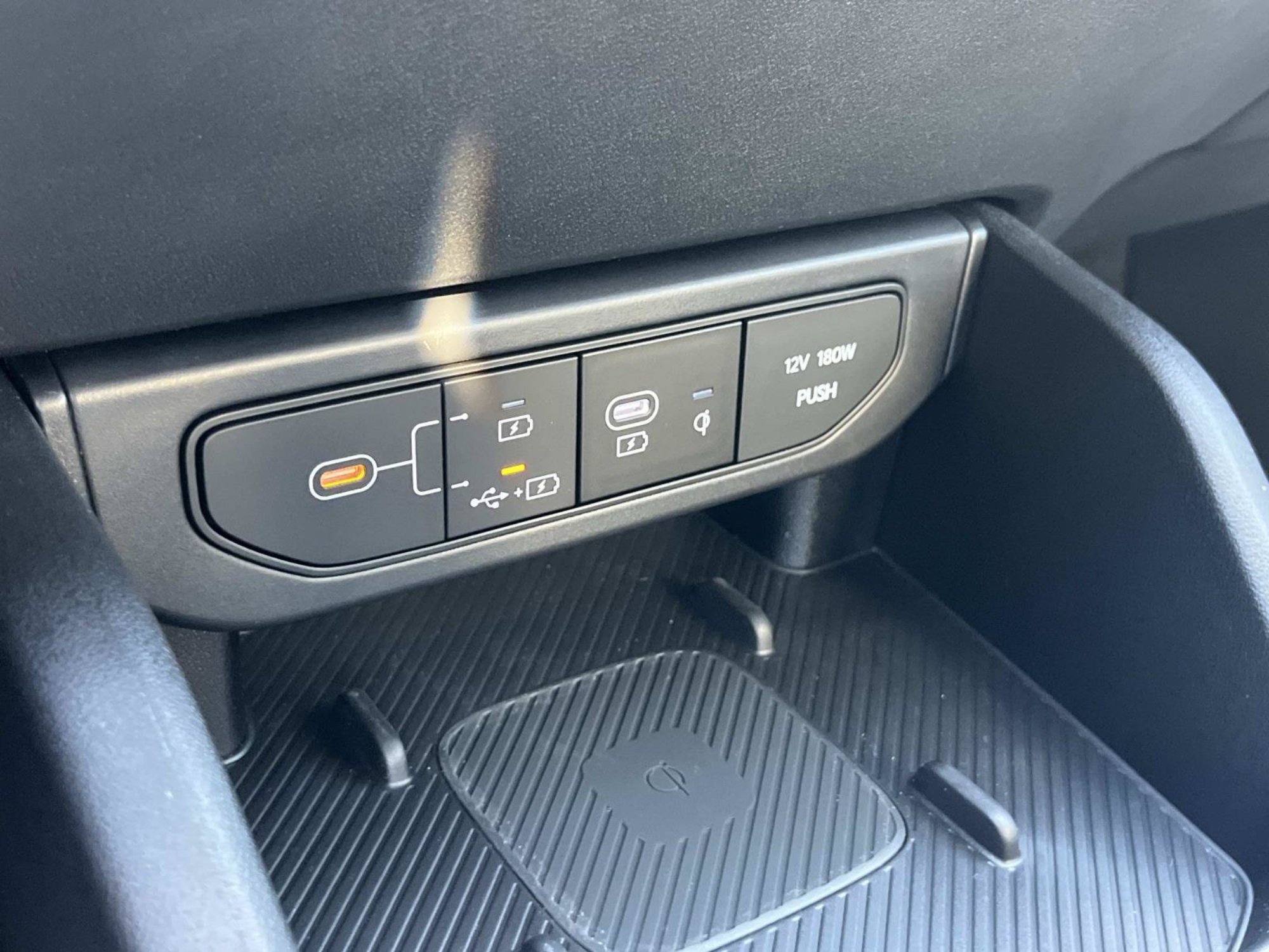 New 2026 Snow White Pearl Kia GT-Line image 29