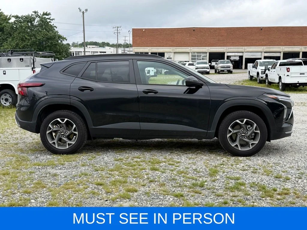 Used 2024 Black Chevrolet LT image 3