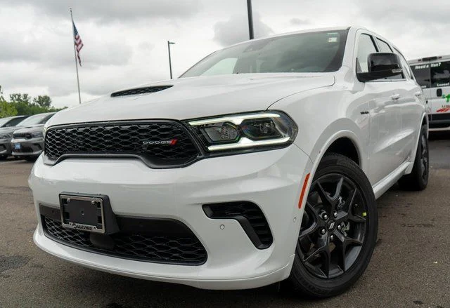 New 2026 White Knuckle Clear-Coat Exterior Paint Dodge GT Plus HEMI V8 image 1