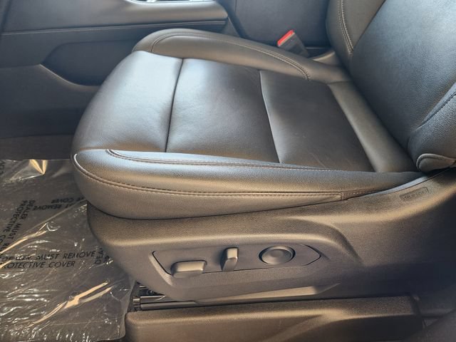 Used 2023 STERLING GRAY METALLIC Chevrolet Z71 image 24
