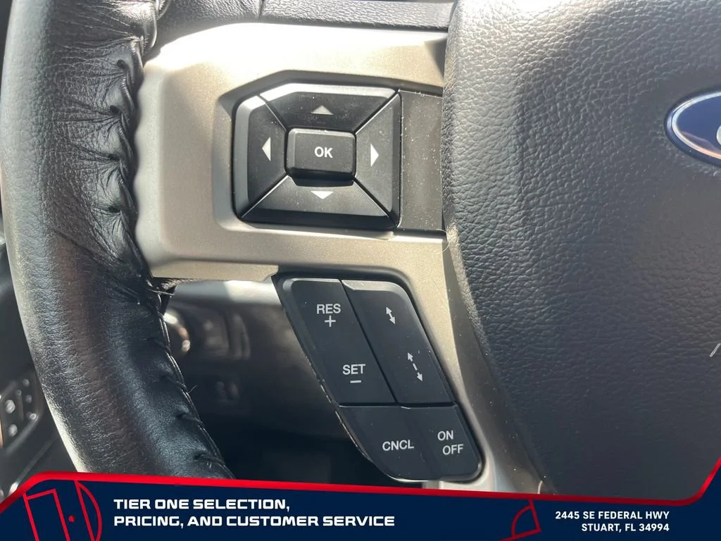 Used 2019 Black Ford LARIAT image 27