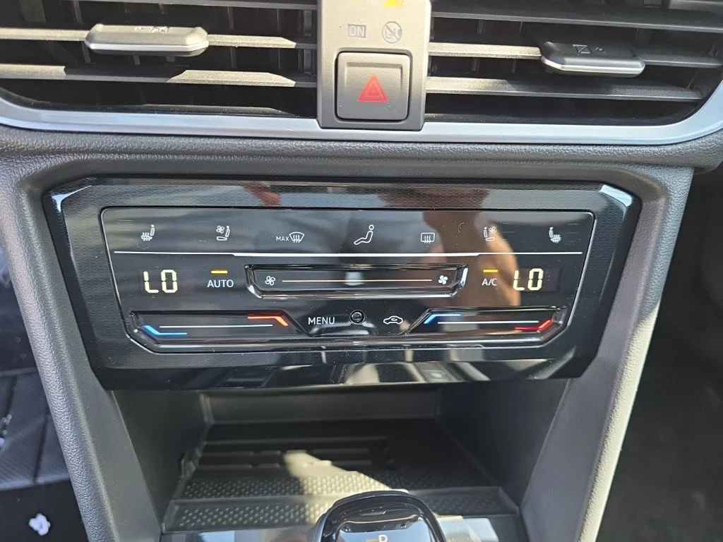 2026 Volkswagen Taos SEL - Photo 22