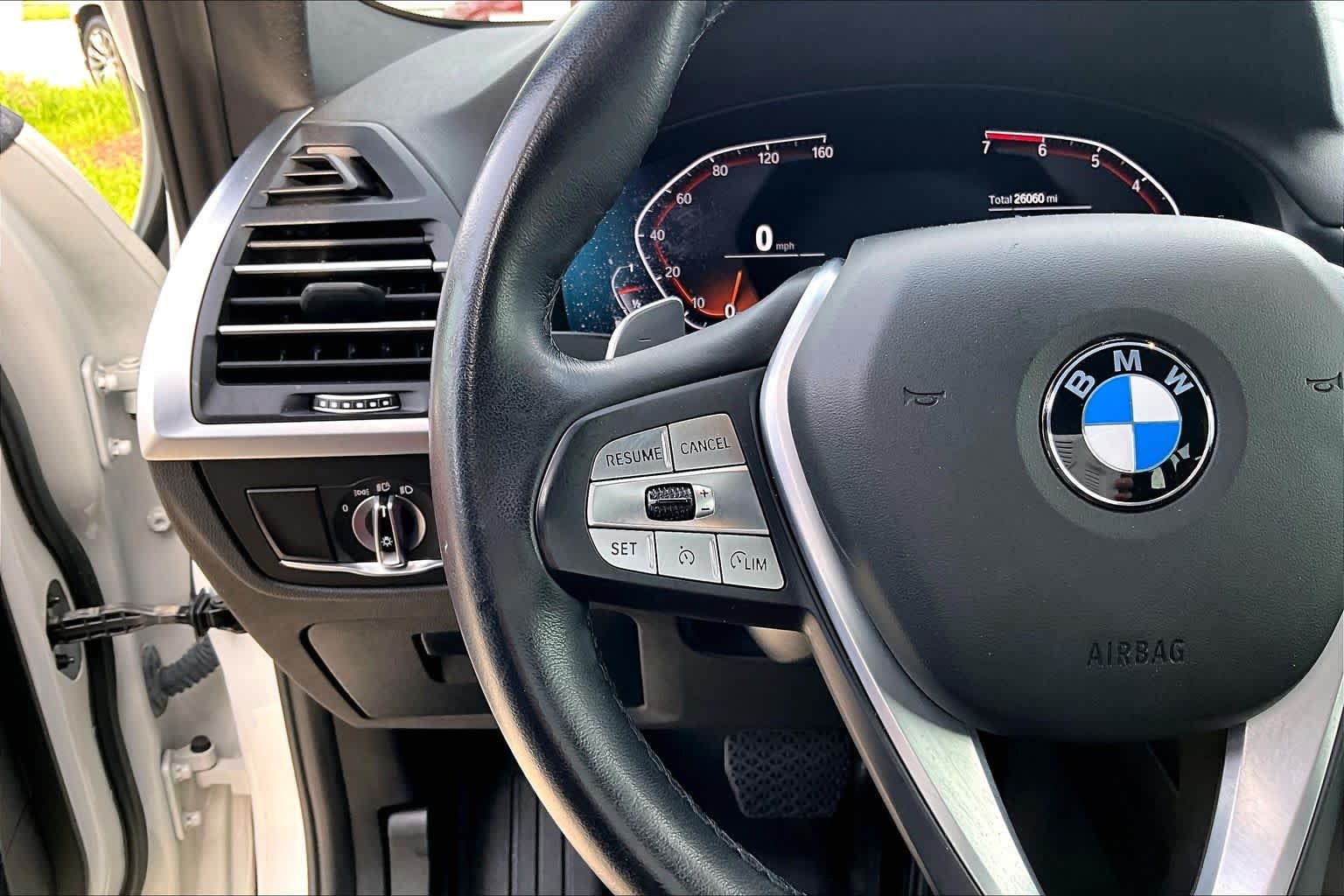 Used 2023 Alpine White BMW sDrive30i image 21