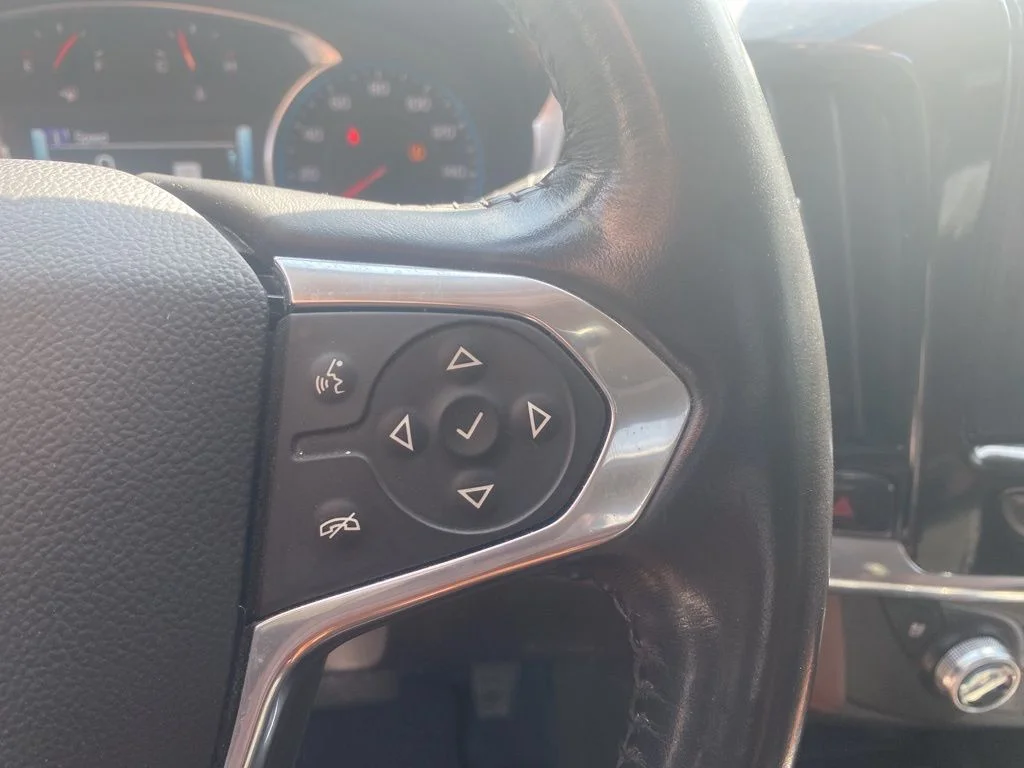 Used 2018 Red Chevrolet High Country image 8