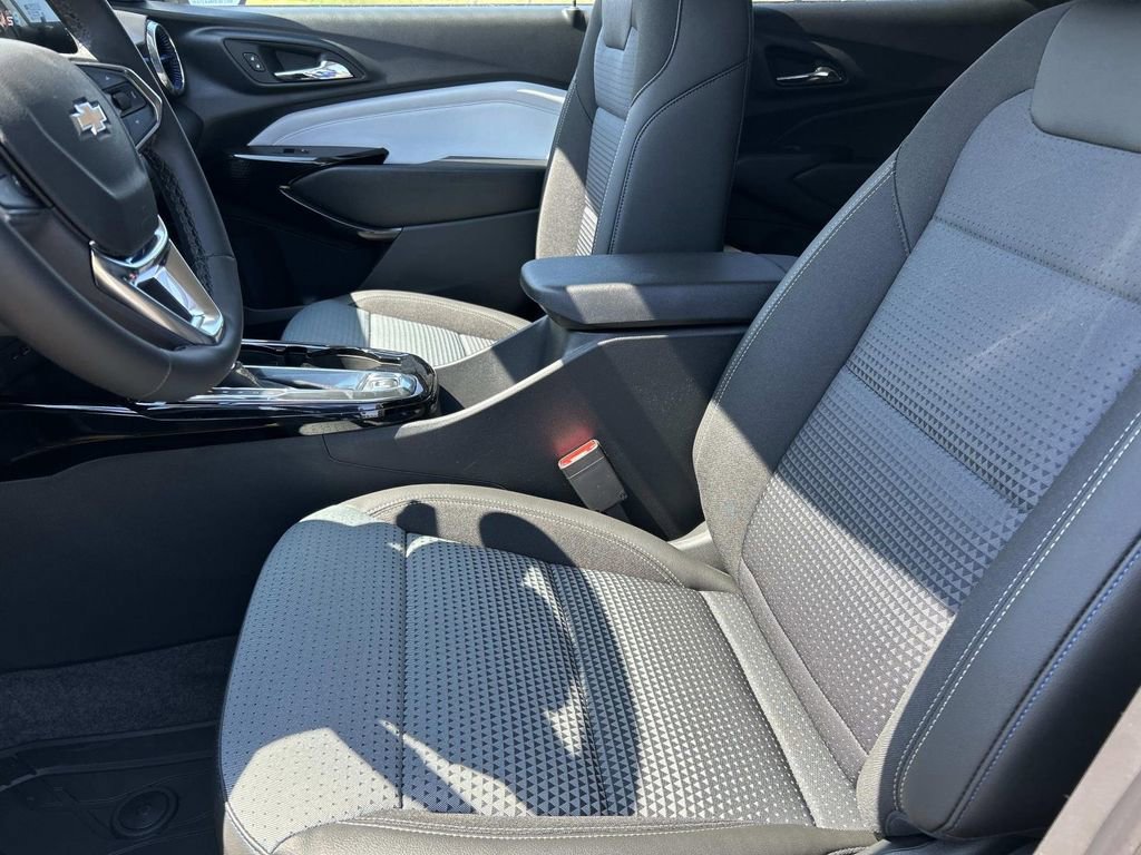 New 2026 Sterling Gray Metallic Chevrolet LT image 16