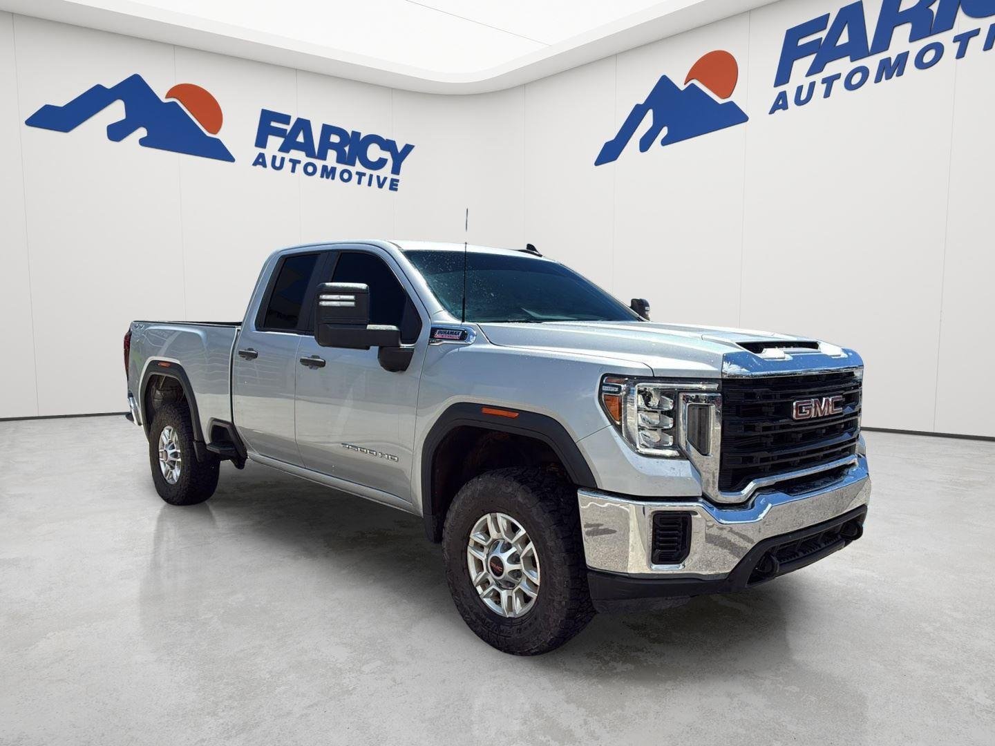 Used 2022 Quicksilver Metallic GMC Pro image 2