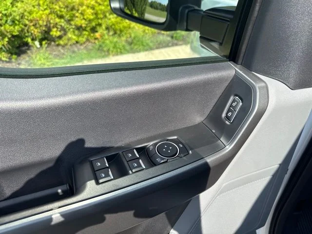New 2026 Oxford White Ford F-250® XL image 51