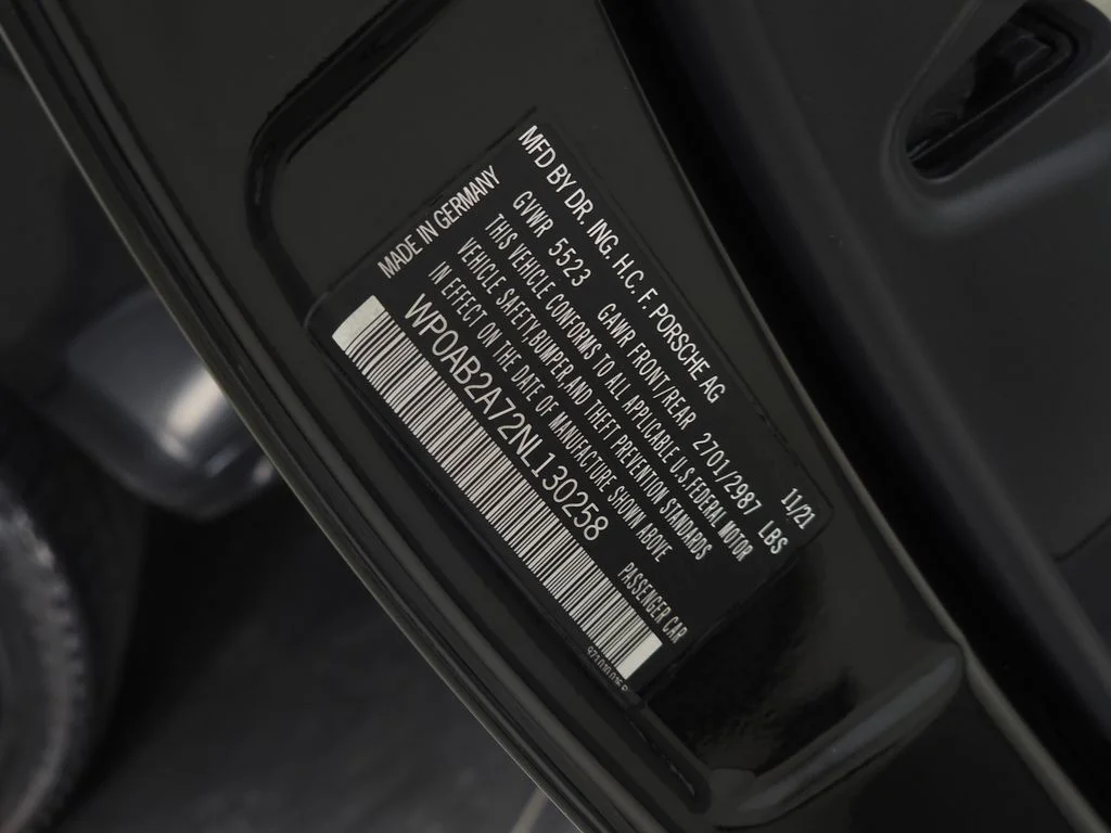 Used 2022  Porsche 4S image 38
