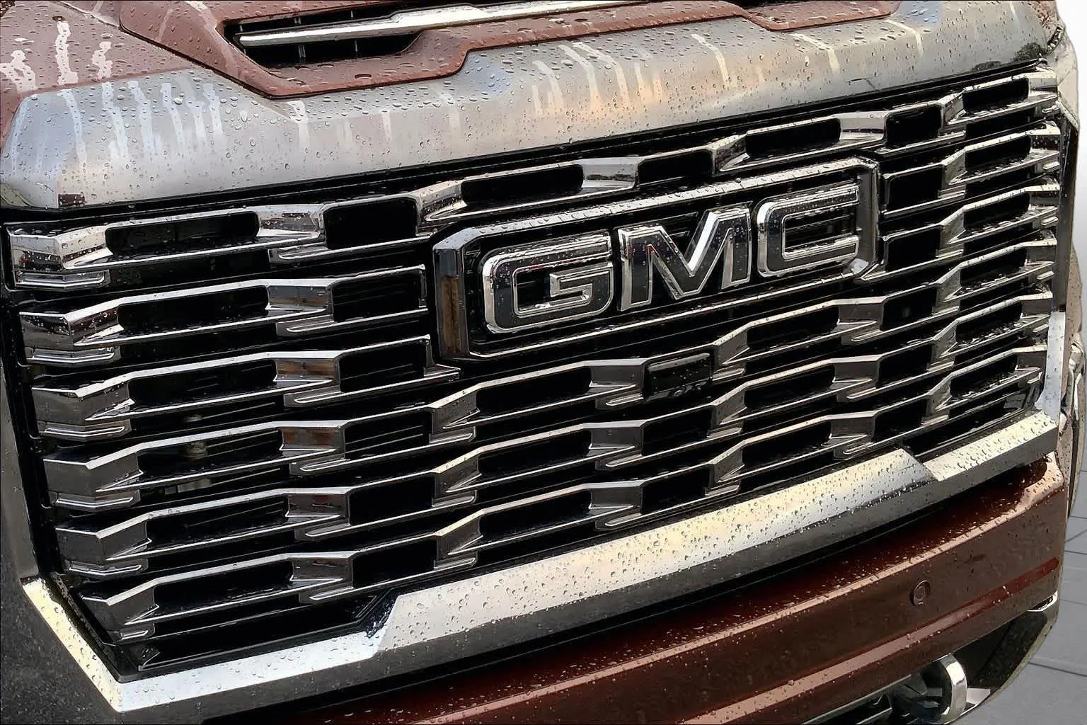 Used 2024 Redwood Metallic GMC Denali Ultimate image 29