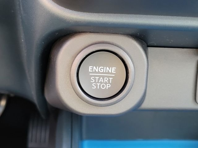 New 2026 Space White Metallic Ford XLT image 73