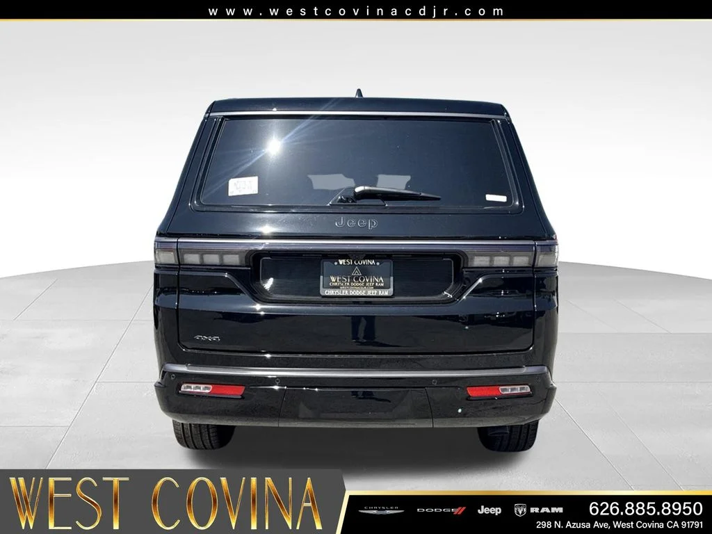 New 2026 High Gloss Black Jeep Summit Reserve image 9