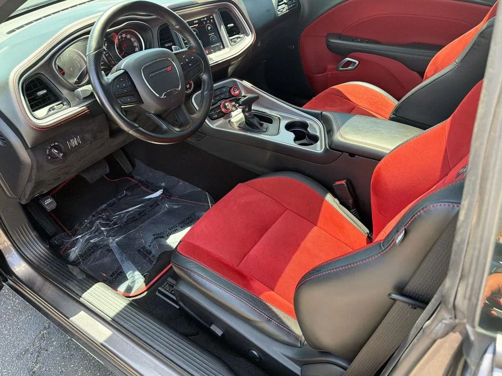 Used 2022 Granite Pearlcoat Dodge R/T Scat Pack image 31