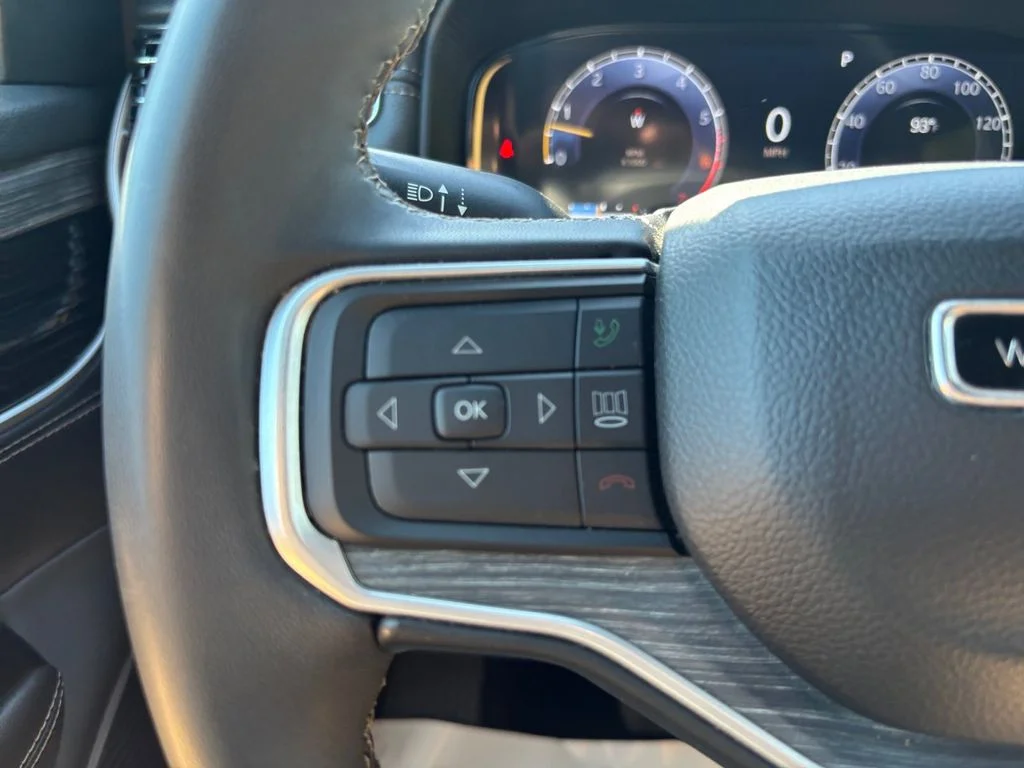 Used 2024 White Jeep Series II image 32